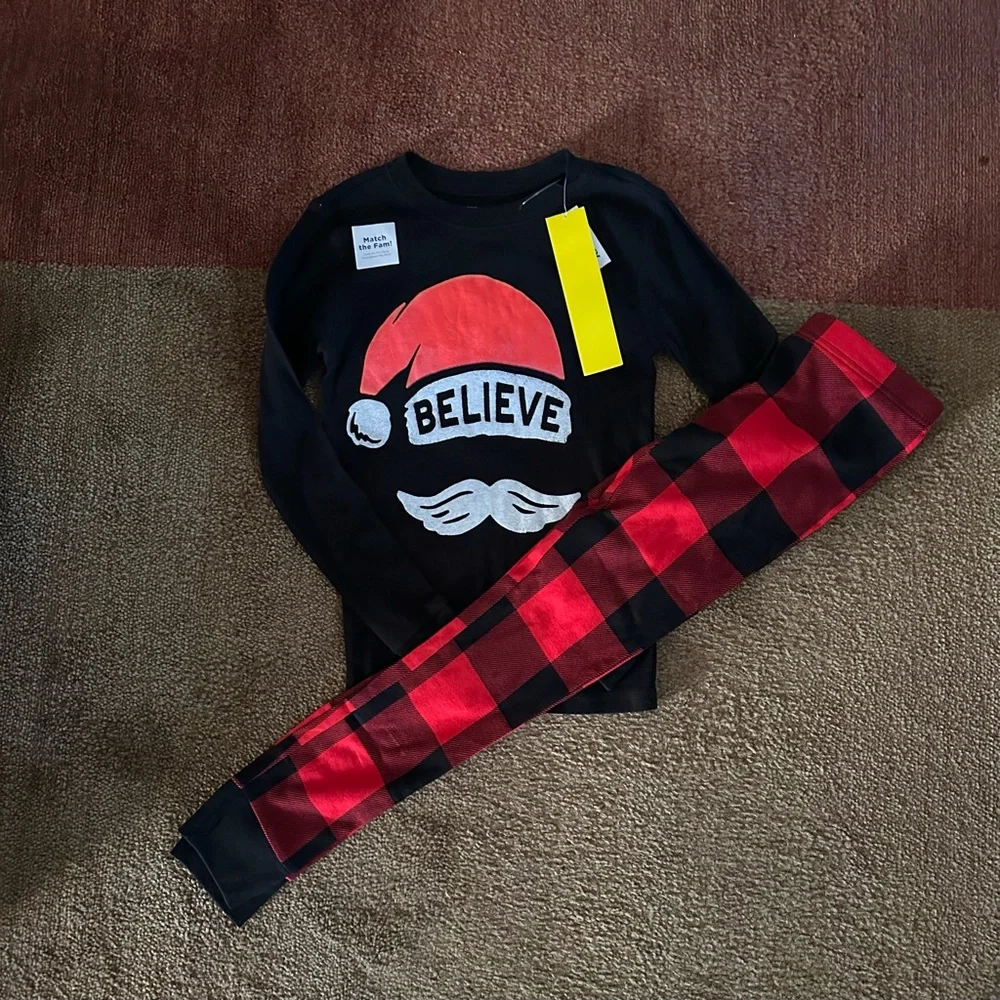 Old Navy BELIEVE long sleeve unisex 2 piece Santa Christmas pajamas